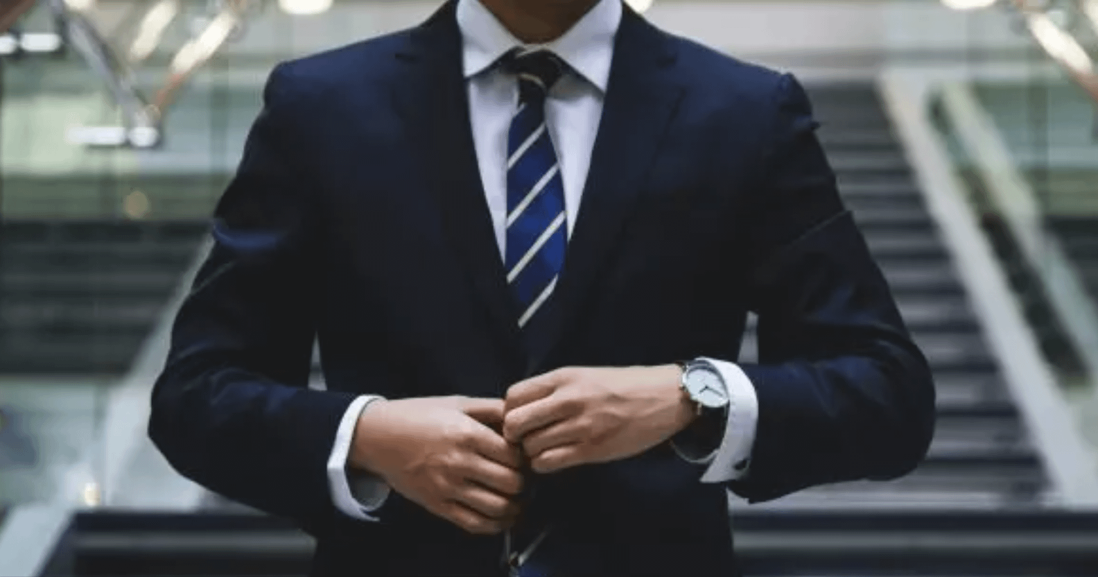 (ENG) From AML to Cybersecurity: Navigating the Evolving Challenges of Bank Compliance in 2023 1